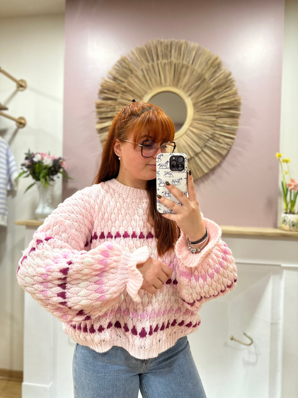Pull oversize rose en maille douce – In April 1986