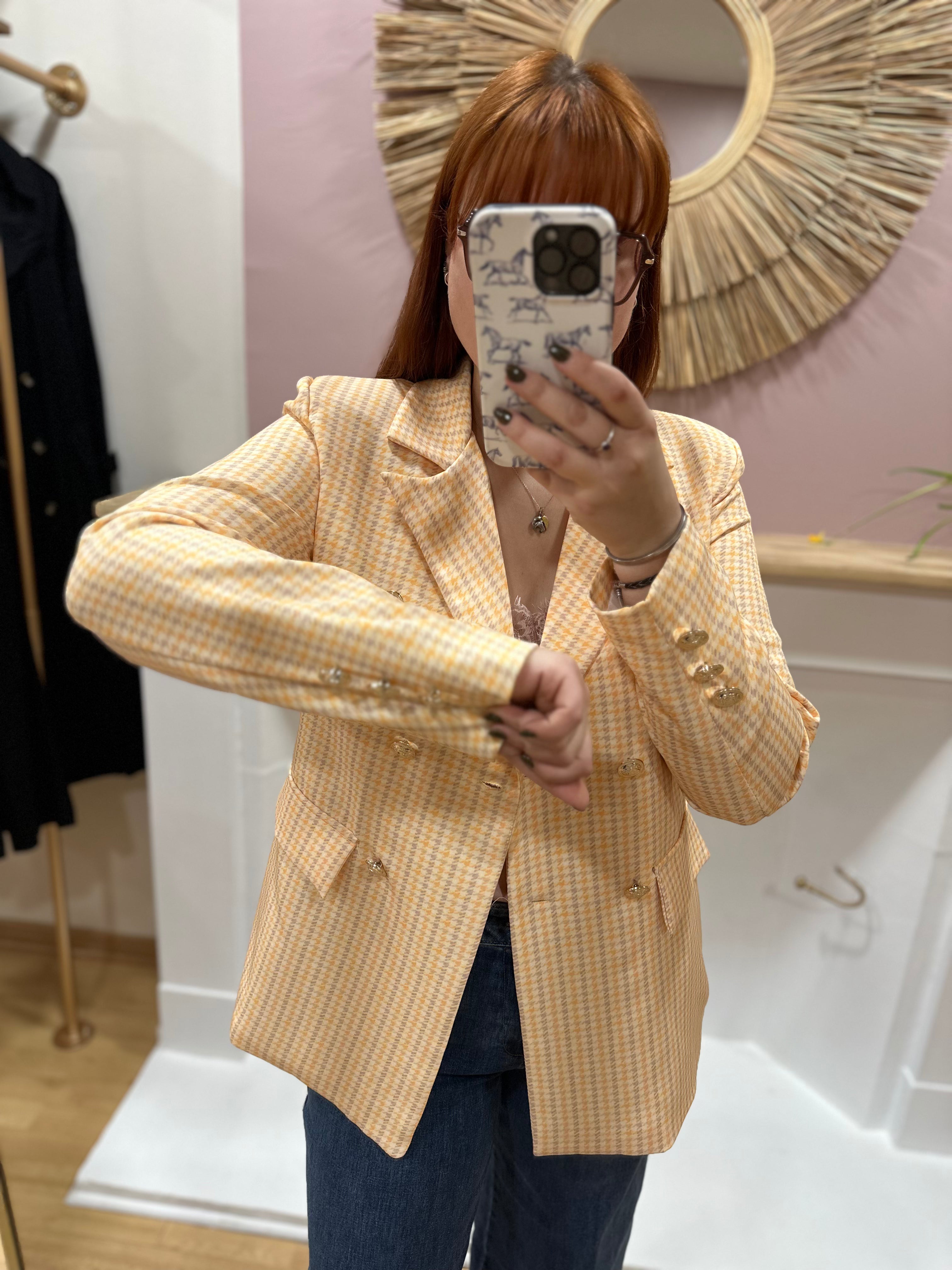 Blazer femme pied-de-poule jaune et blanc coupe droite – V&L – Miss Caprice