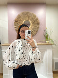 Blouse femme blanche à pois noir fluide manches ballon – Enoioy – Miss Caprice