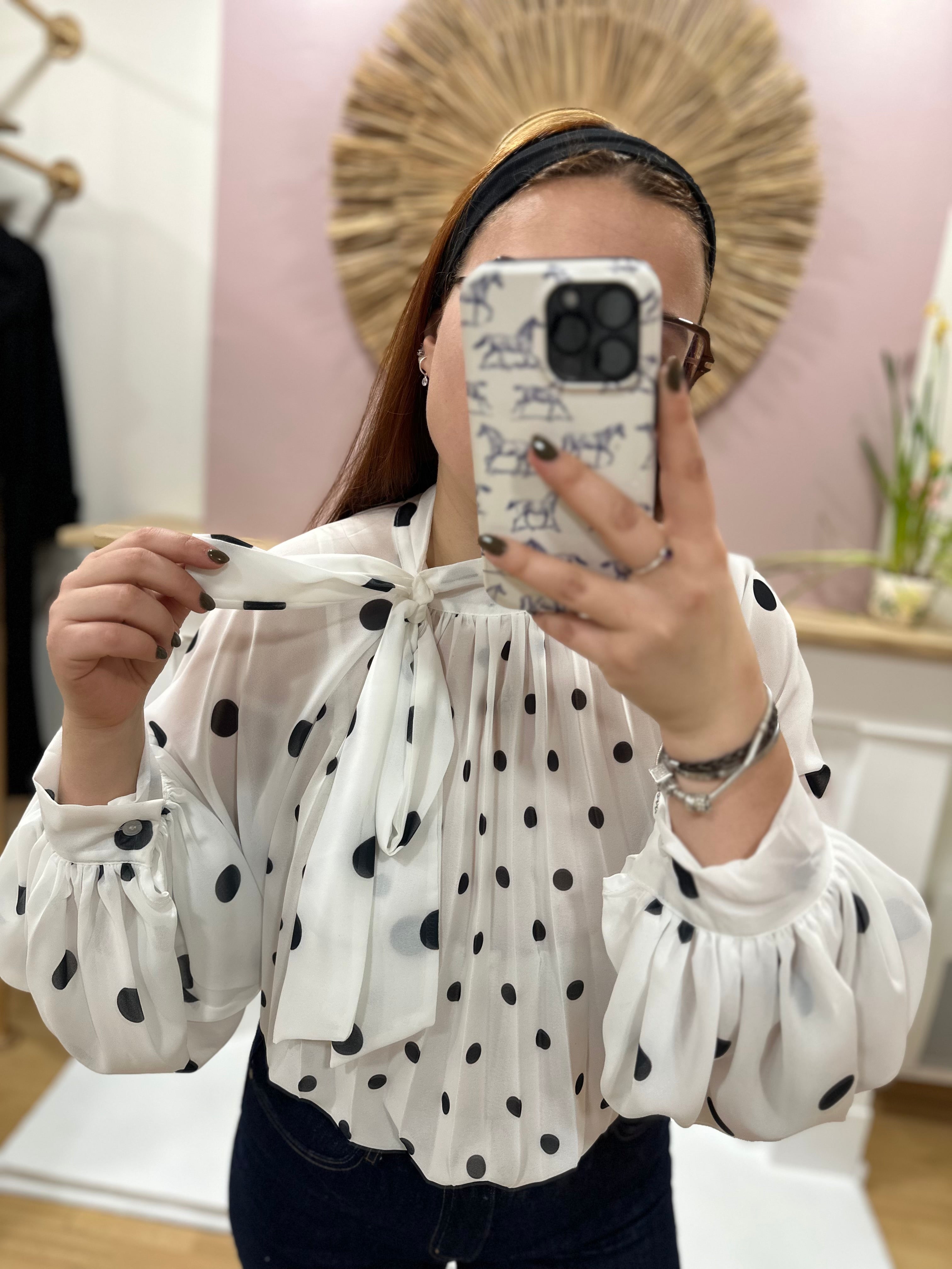 Blouse femme blanche à pois noir fluide manches ballon – Enoioy – Miss Caprice
