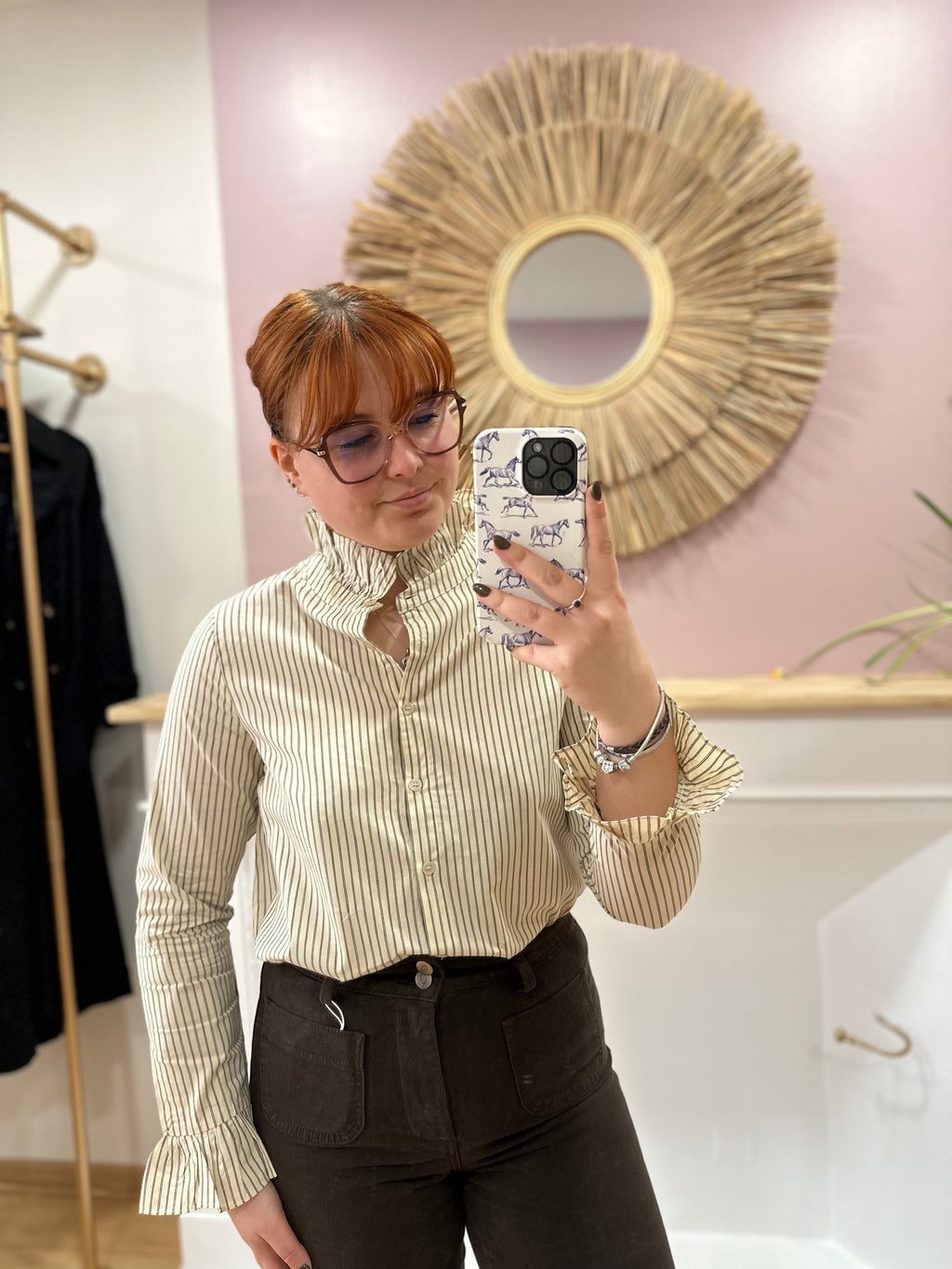 Chemise femme beige rayures marron col froncé – In April 1986 – Miss Caprice