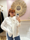 Chemise femme oversize blanche col Claudine – Estée – Miss Caprice