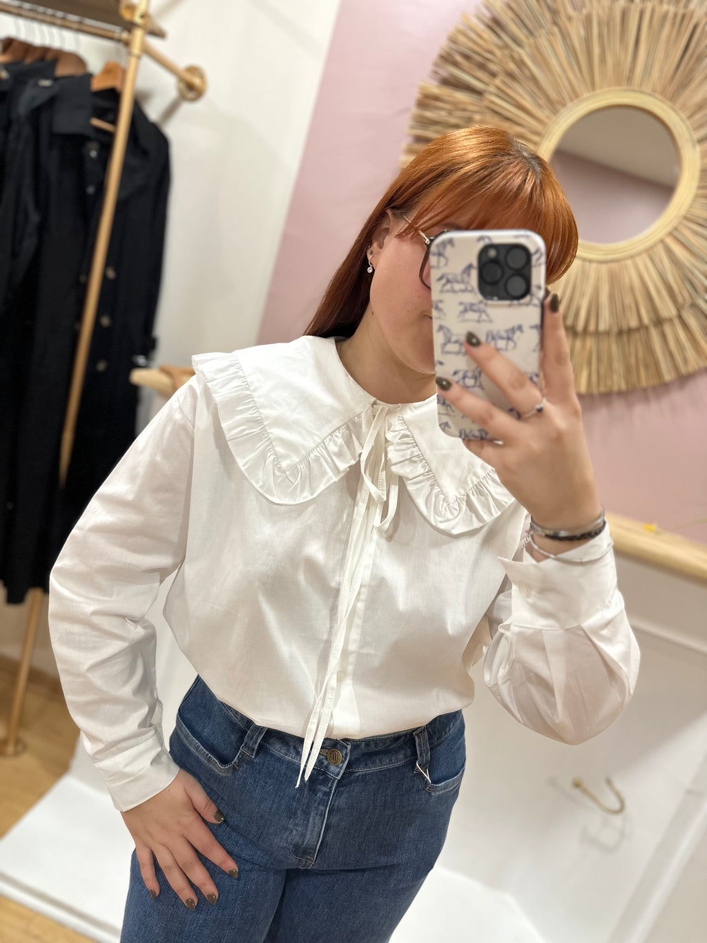 Chemise femme oversize blanche col Claudine – Estée – Miss Caprice