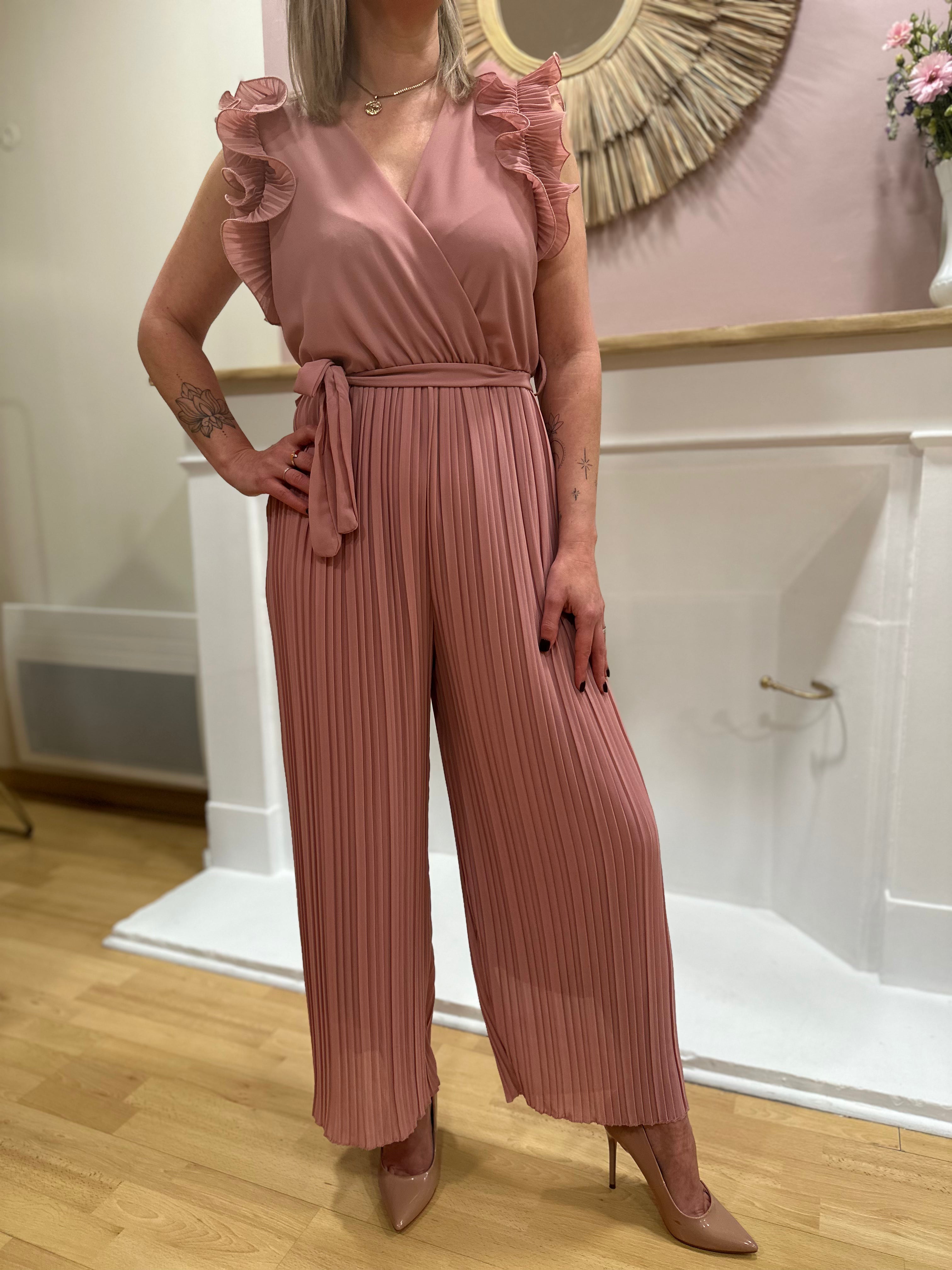 Combinaison fluide rose poudré femme – Manches courtes – Volants – Col V – Ceinture incluse – Elle Style – Miss Caprice