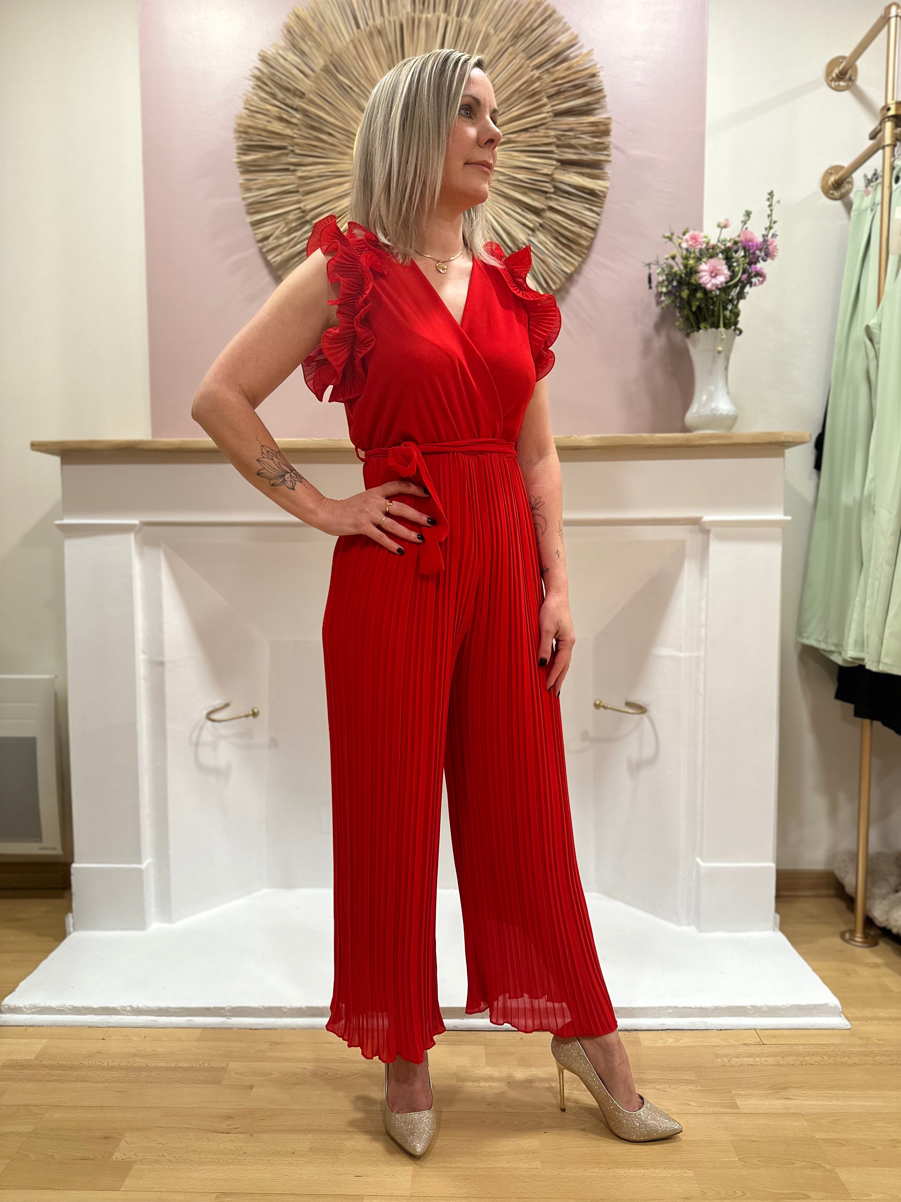 Combinaison fluide rouge femme – Manches courtes – Volants – Col V – Ceinture incluse – Elle Style – Miss Caprice