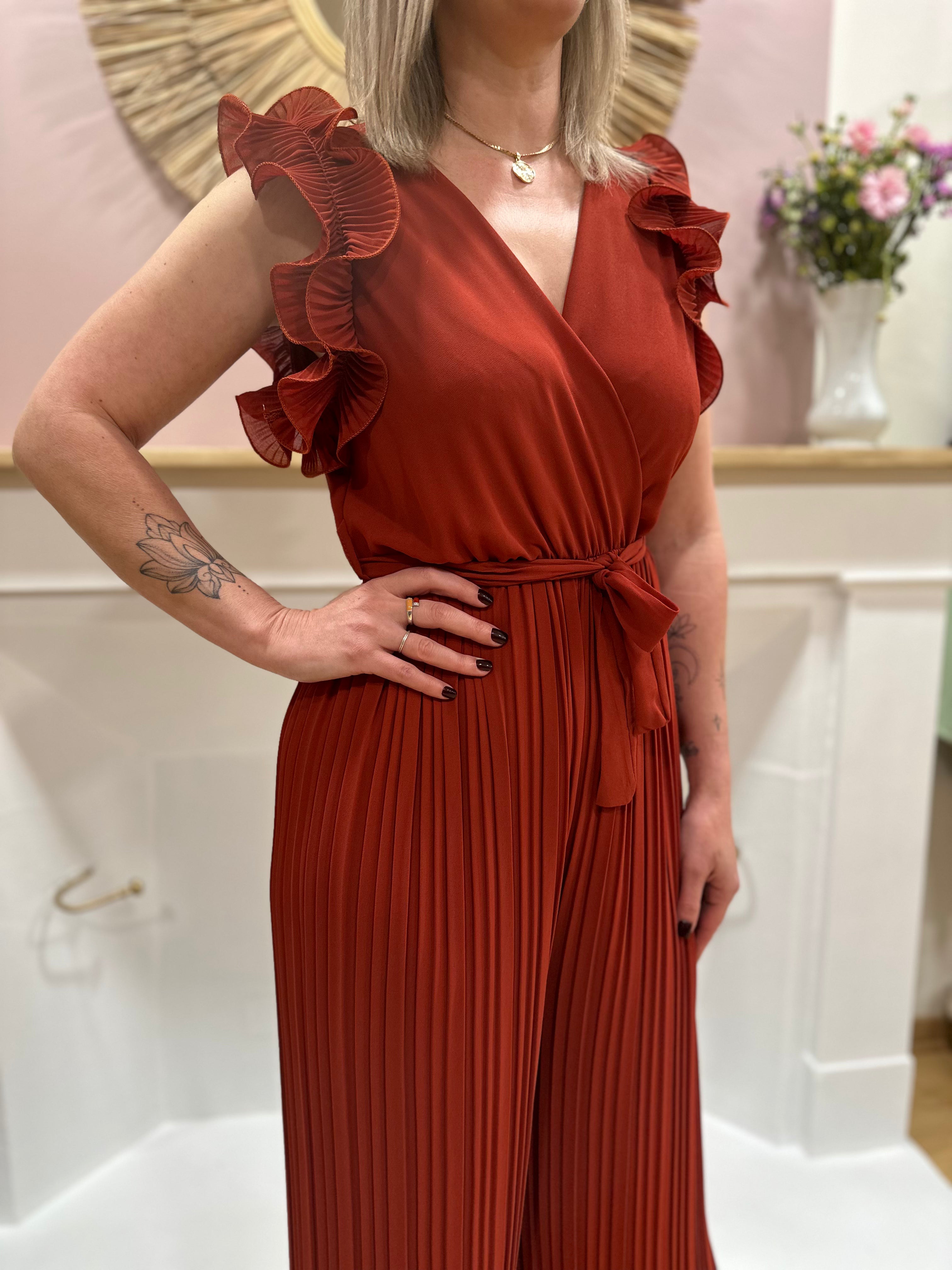 Combinaison fluide terra cotta femme – Manches courtes – Volants – Col V – Ceinture incluse – Elle Style – Miss Caprice