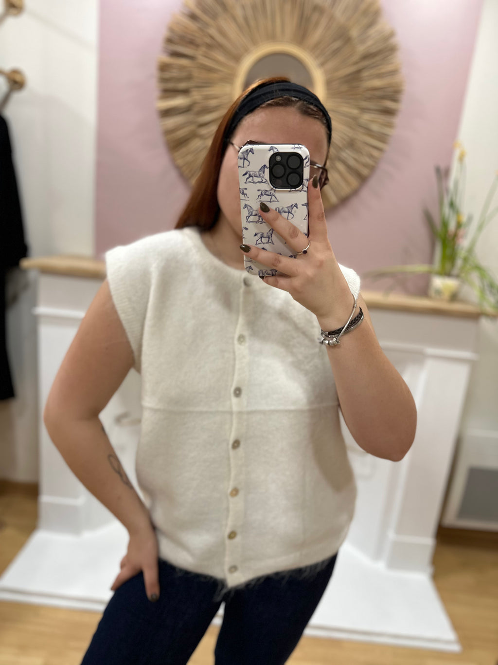 Gilet sans manche femme grande taille écru maille douce – In April 1986 – Miss Caprice