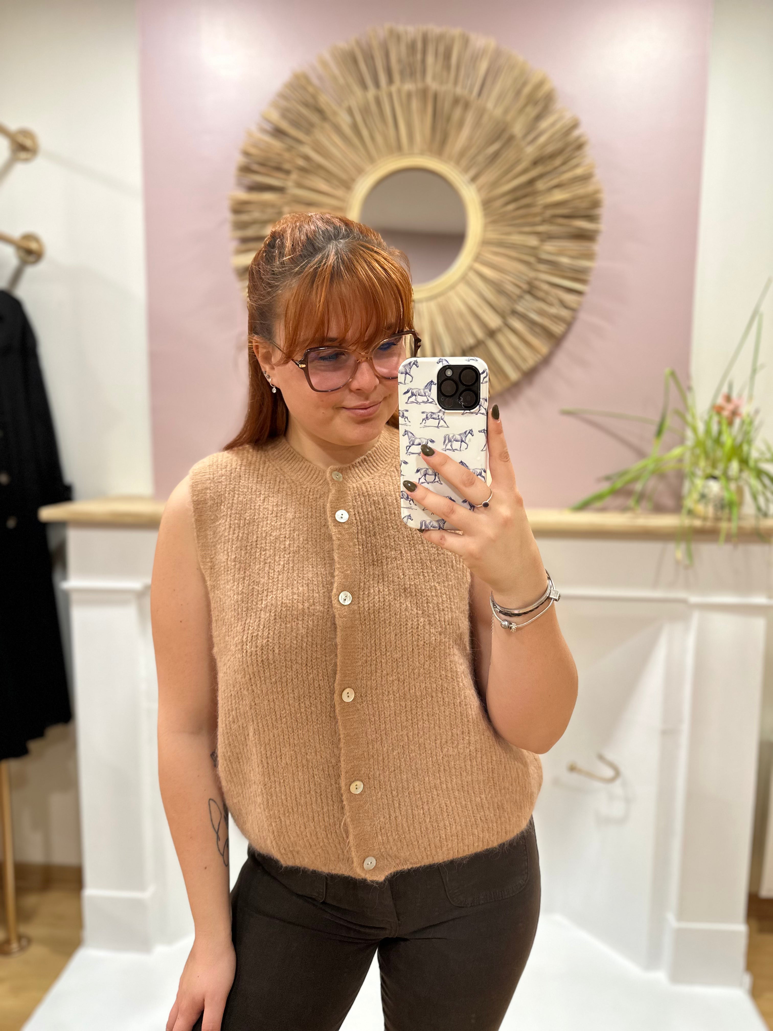 Gilet sans manches maille camel femme