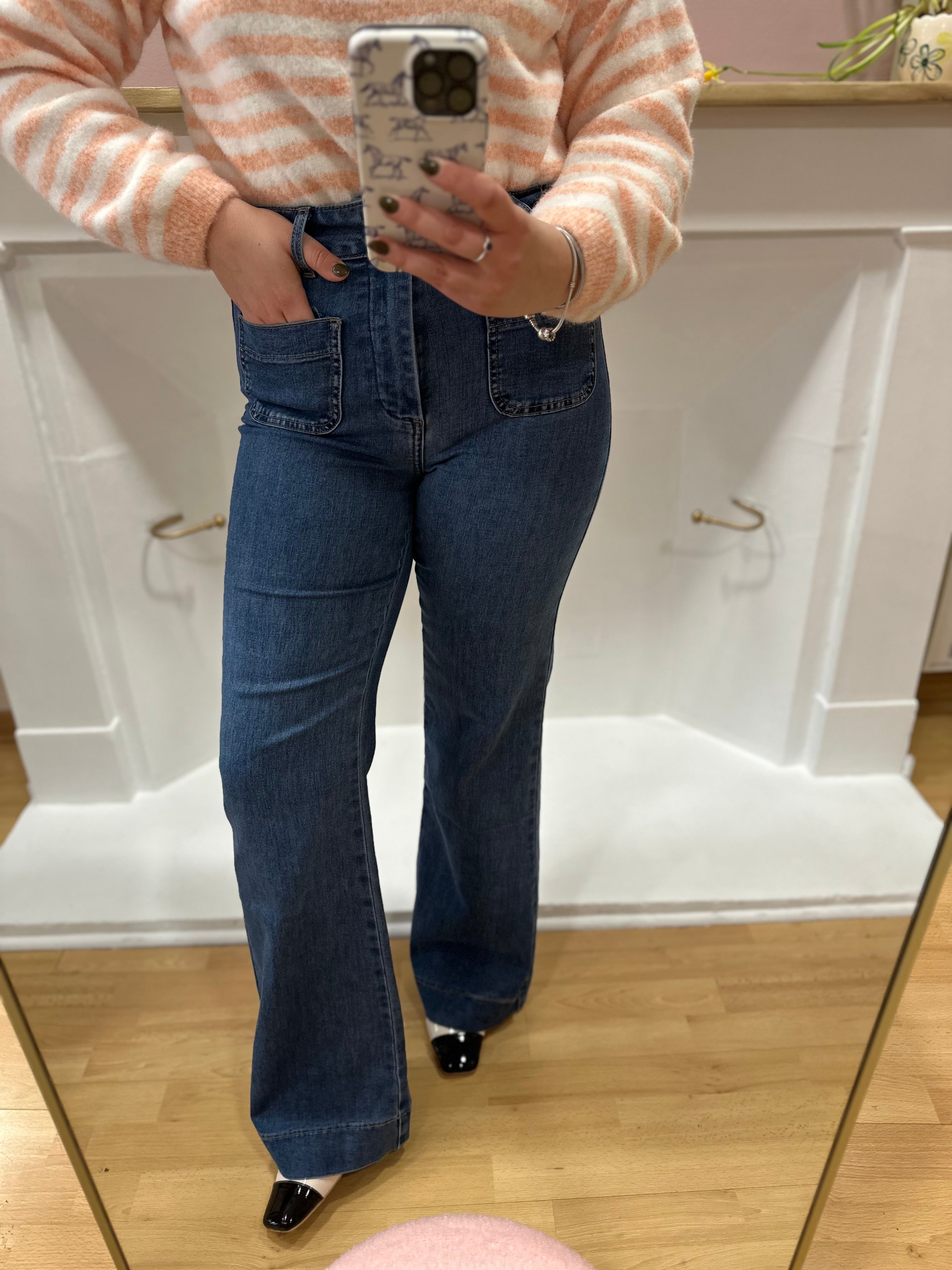 Jean femme flare brut taille haute coupe large – Oraije – Miss Caprice