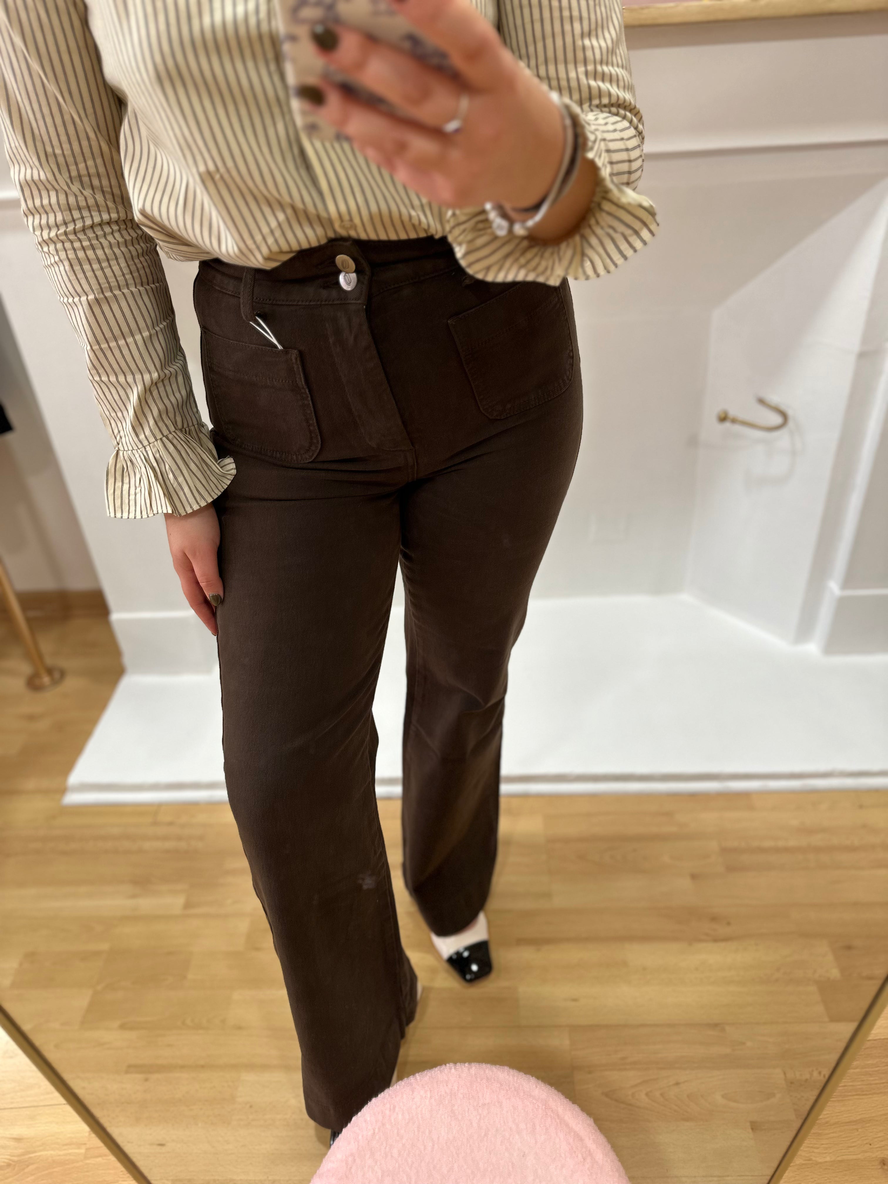 Jean femme large flare chocolat taille haute – Oraije – Miss Caprice