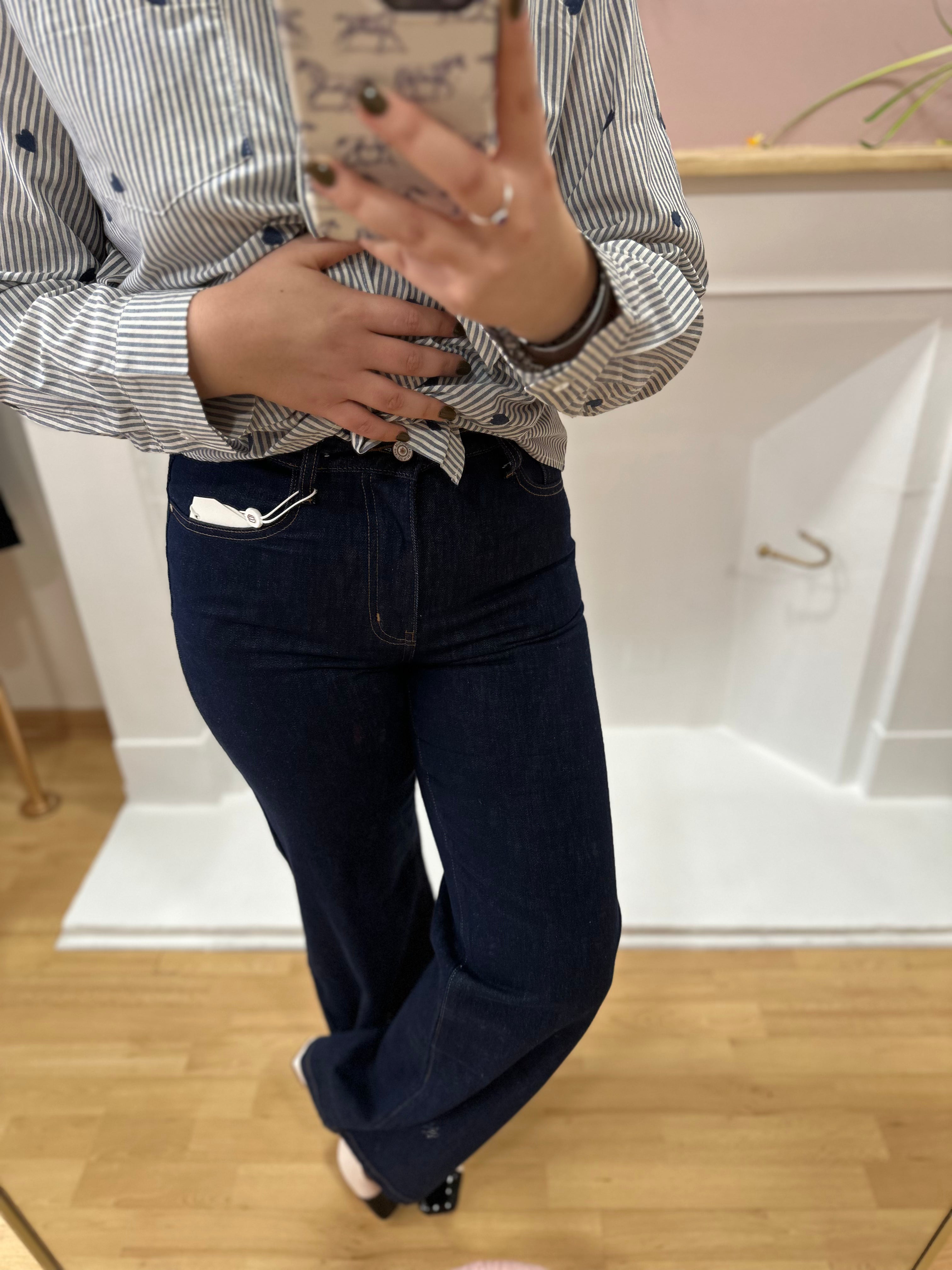 Jean femme wide brut taille haute surpiqûres camel – Oraije – Miss Caprice