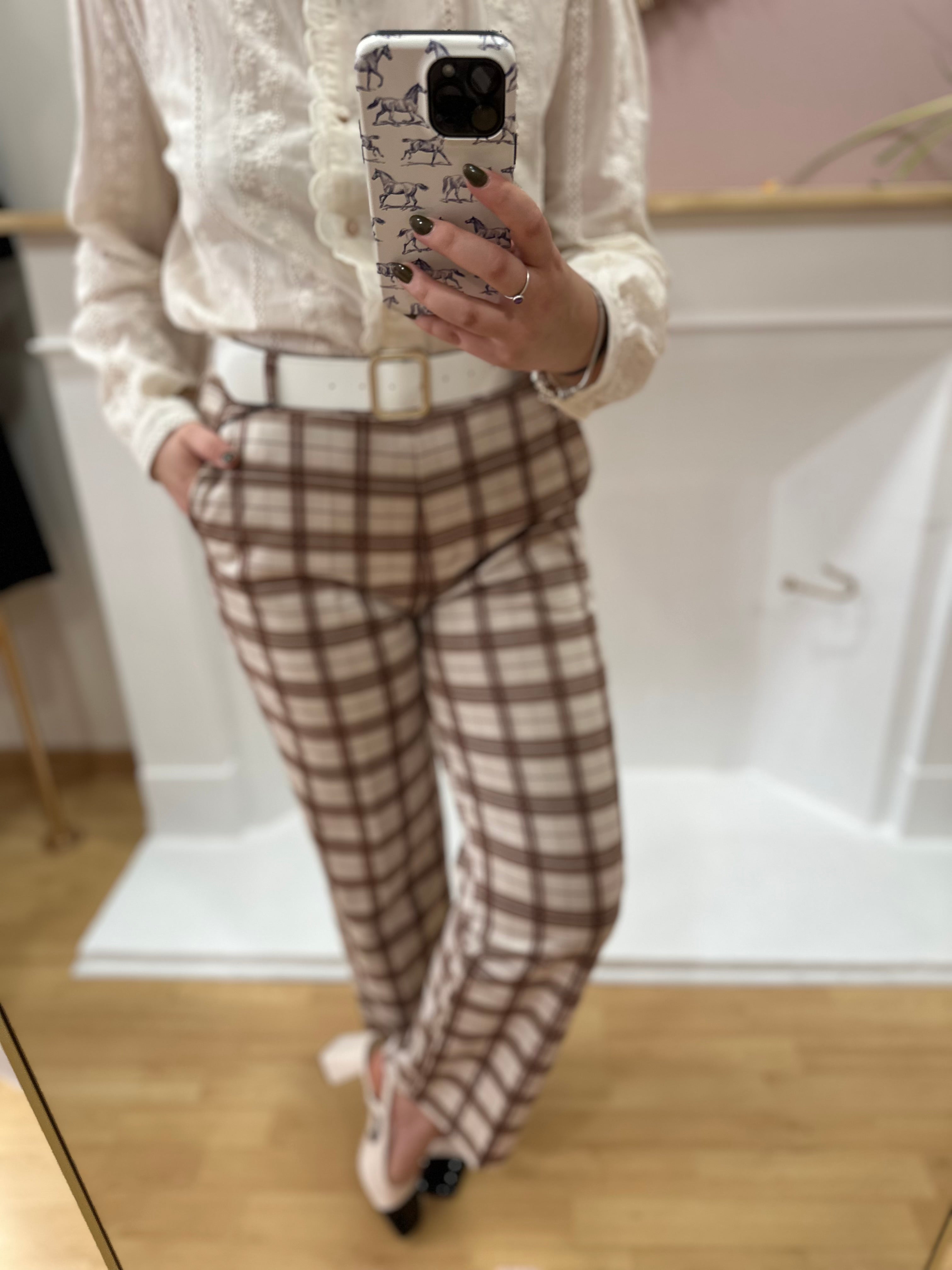 Pantalon femme à carreaux marron et beige coupe droite – Way Way – Miss Caprice