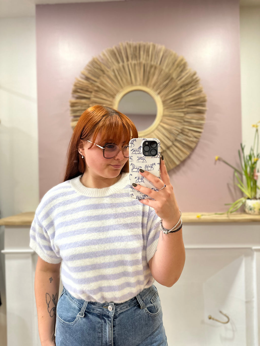 Pull femme manches courtes violet et blanc rayé col rond – Amy and Clo – Miss Caprice