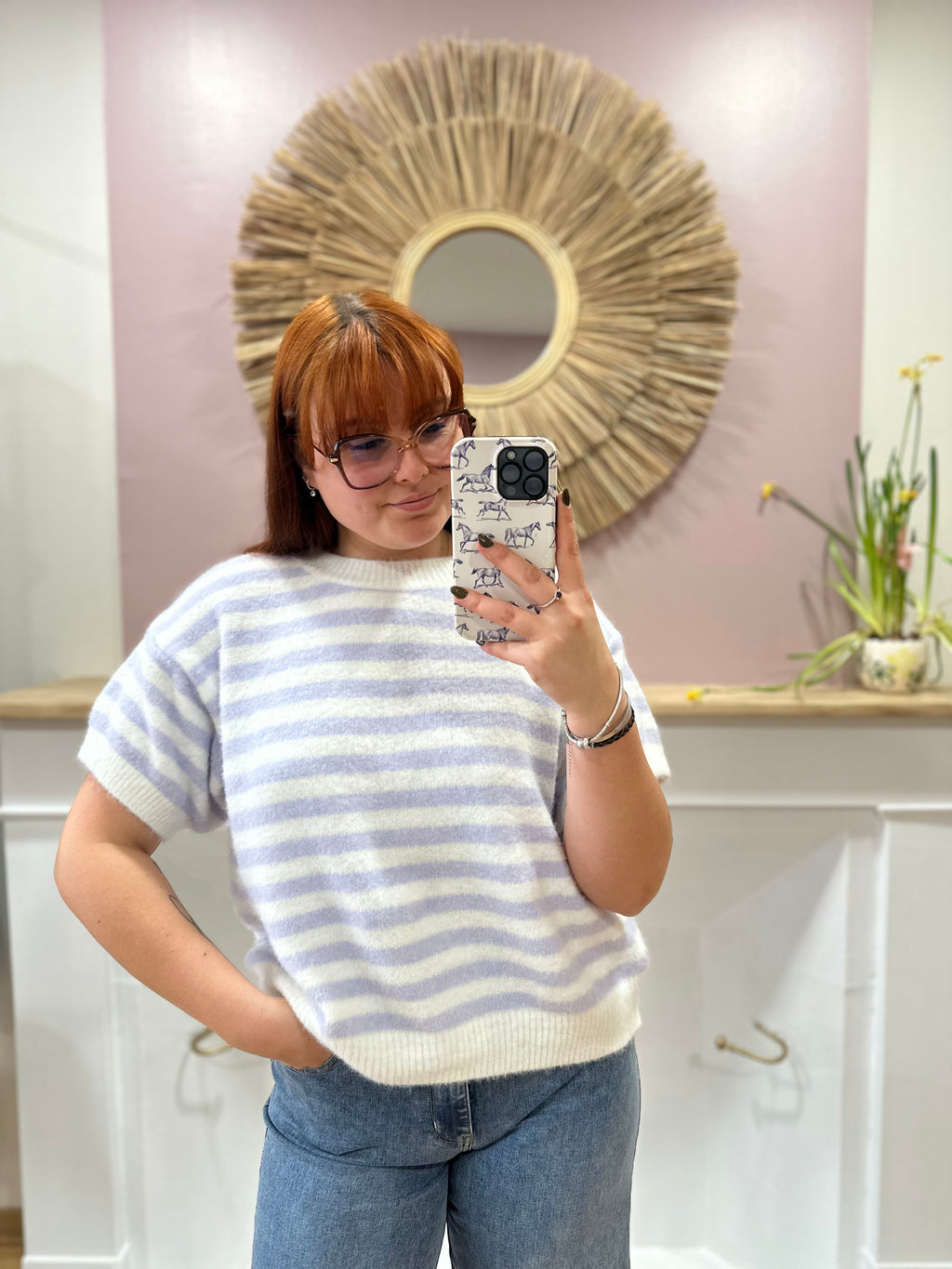 Pull femme manches courtes violet et blanc rayé col rond – Amy and Clo – Miss Caprice
