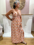Robe longue blanche femme à fleurs orange et marron avec fines bretelles réglables et détails lurex dorés – In April 1986 – Miss Caprice