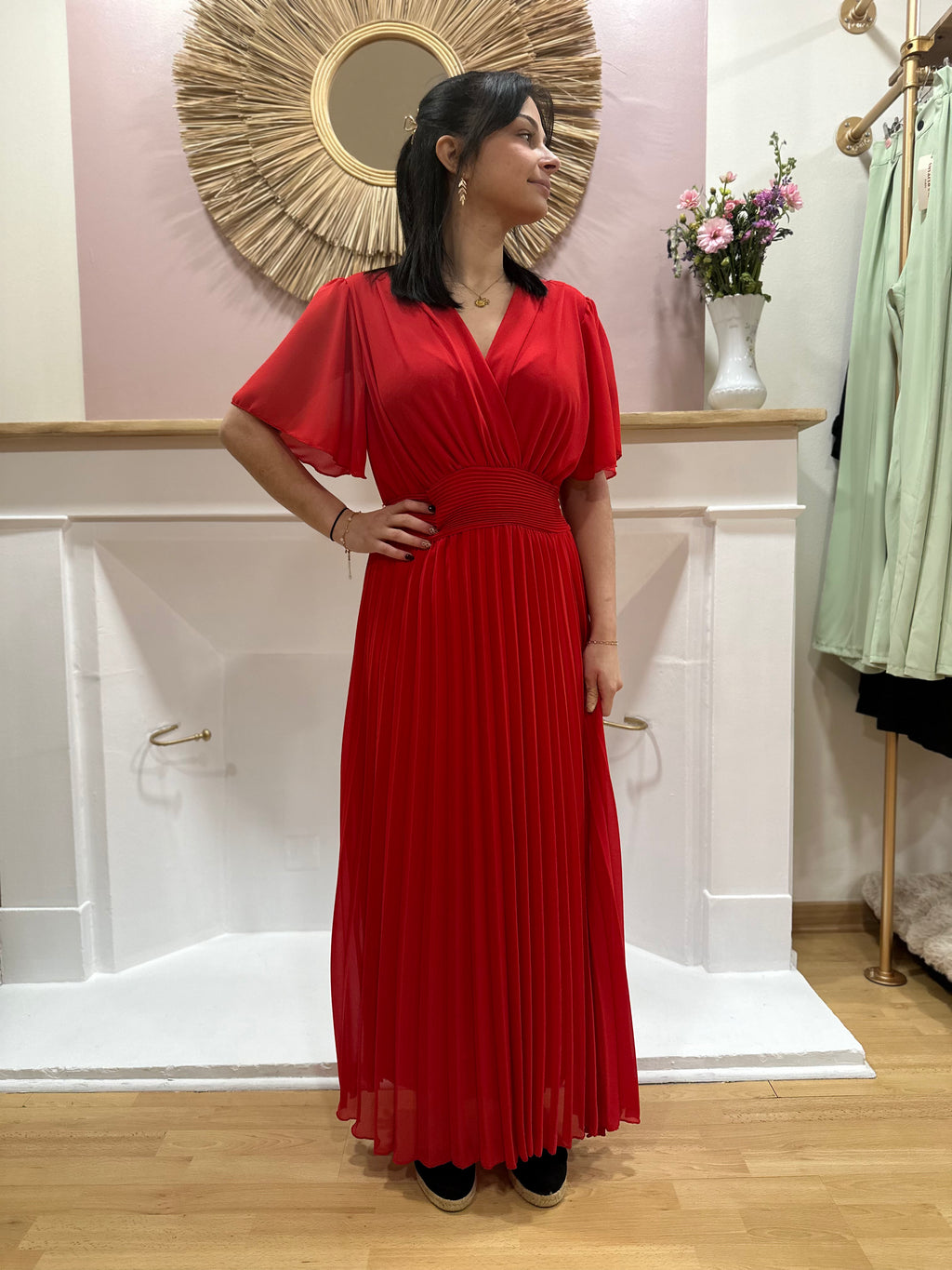 Robe longue rouge femme – Manches courtes – Voilage – Décolleté V – Ceinture intégrée – Elle Style – Miss Caprice