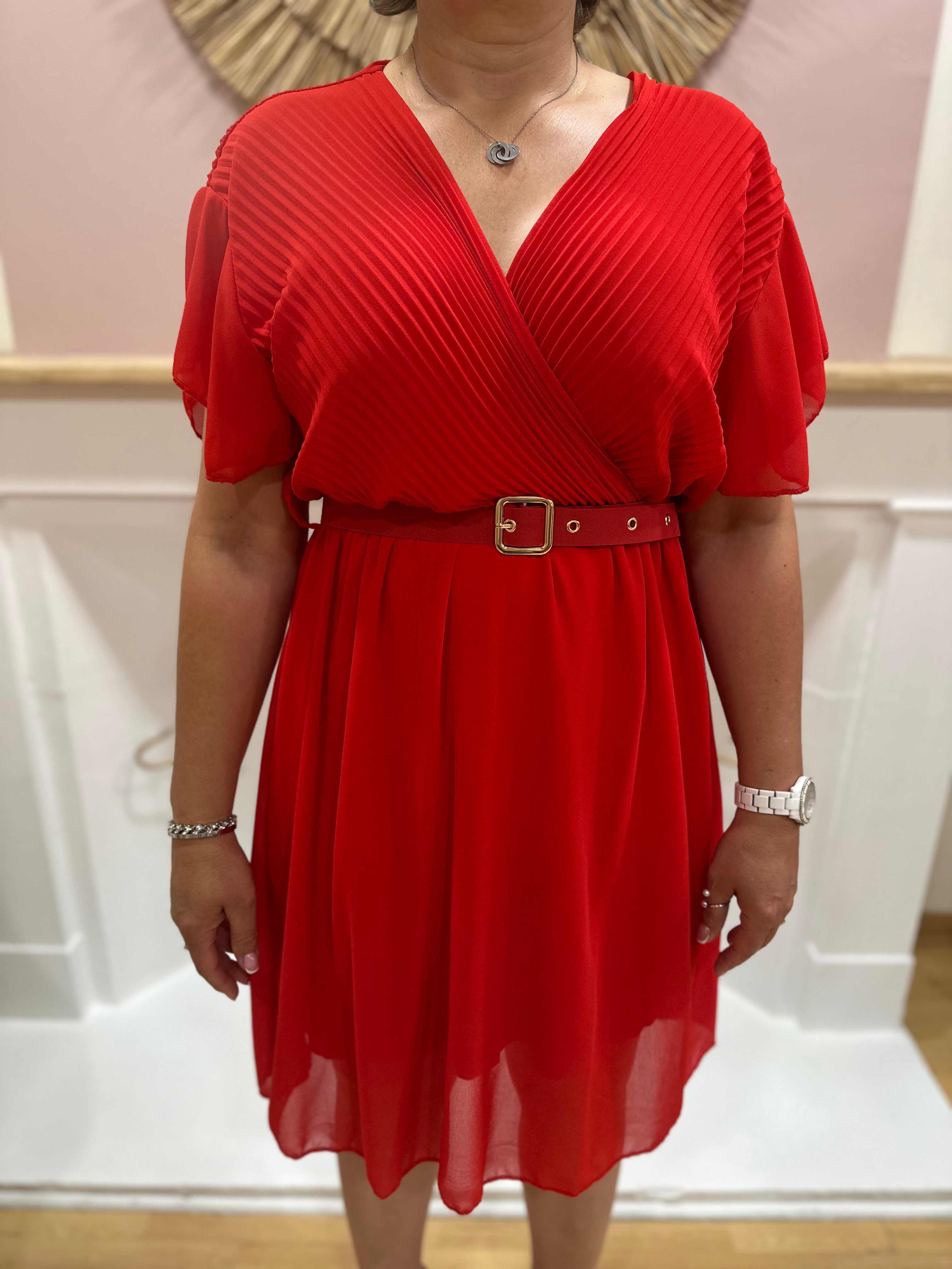Robe mi-longue rouge grande taille femme – Cache-cœur – Mily – Miss Caprice