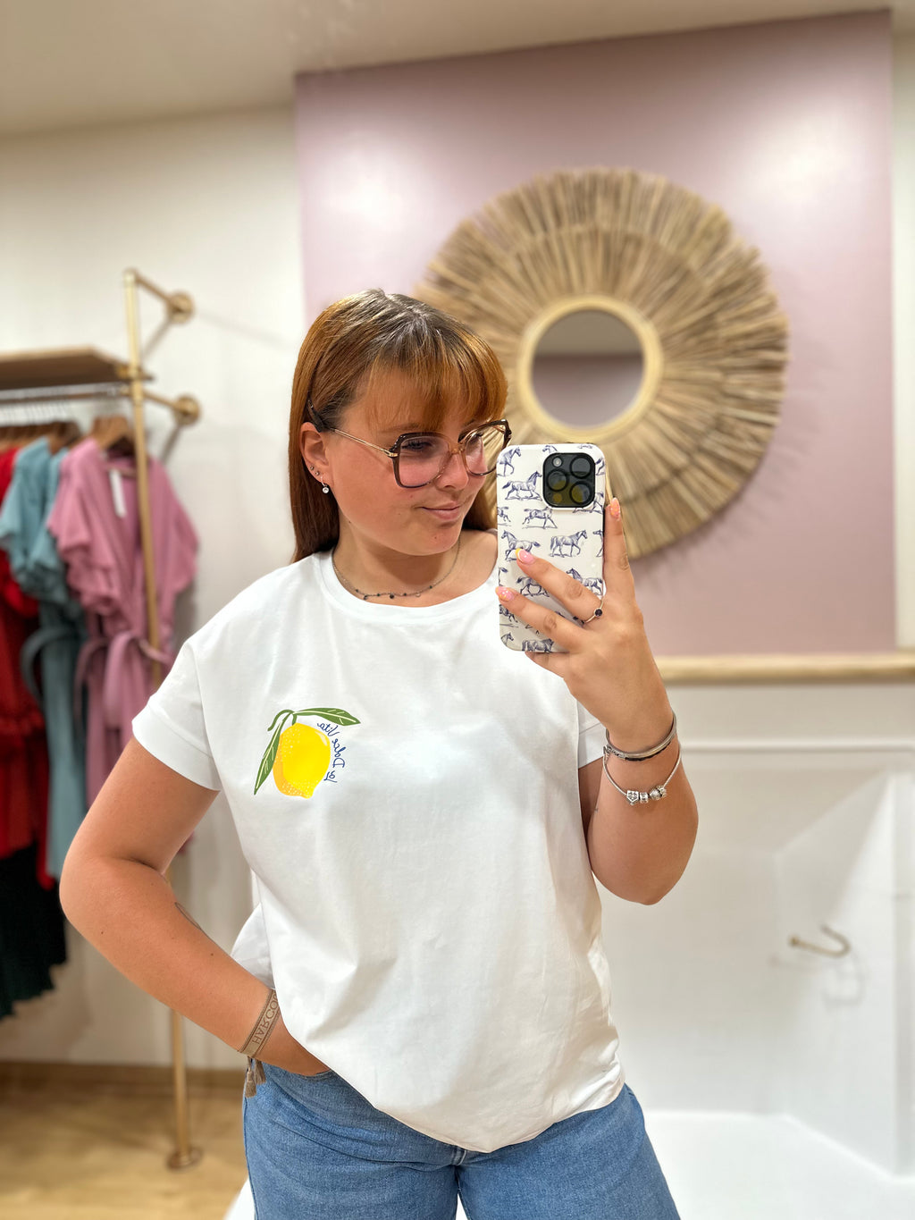 Tee-shirt blanc femme – Motif citron La Dolce Vita bleu – Coupe droite – Issyma – Miss Caprice