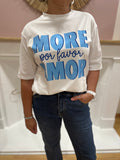 Tee-shirt blanc femme – Inscription More Amore Por Favor bleu – Coupe droite – Enoioy – Miss Caprice