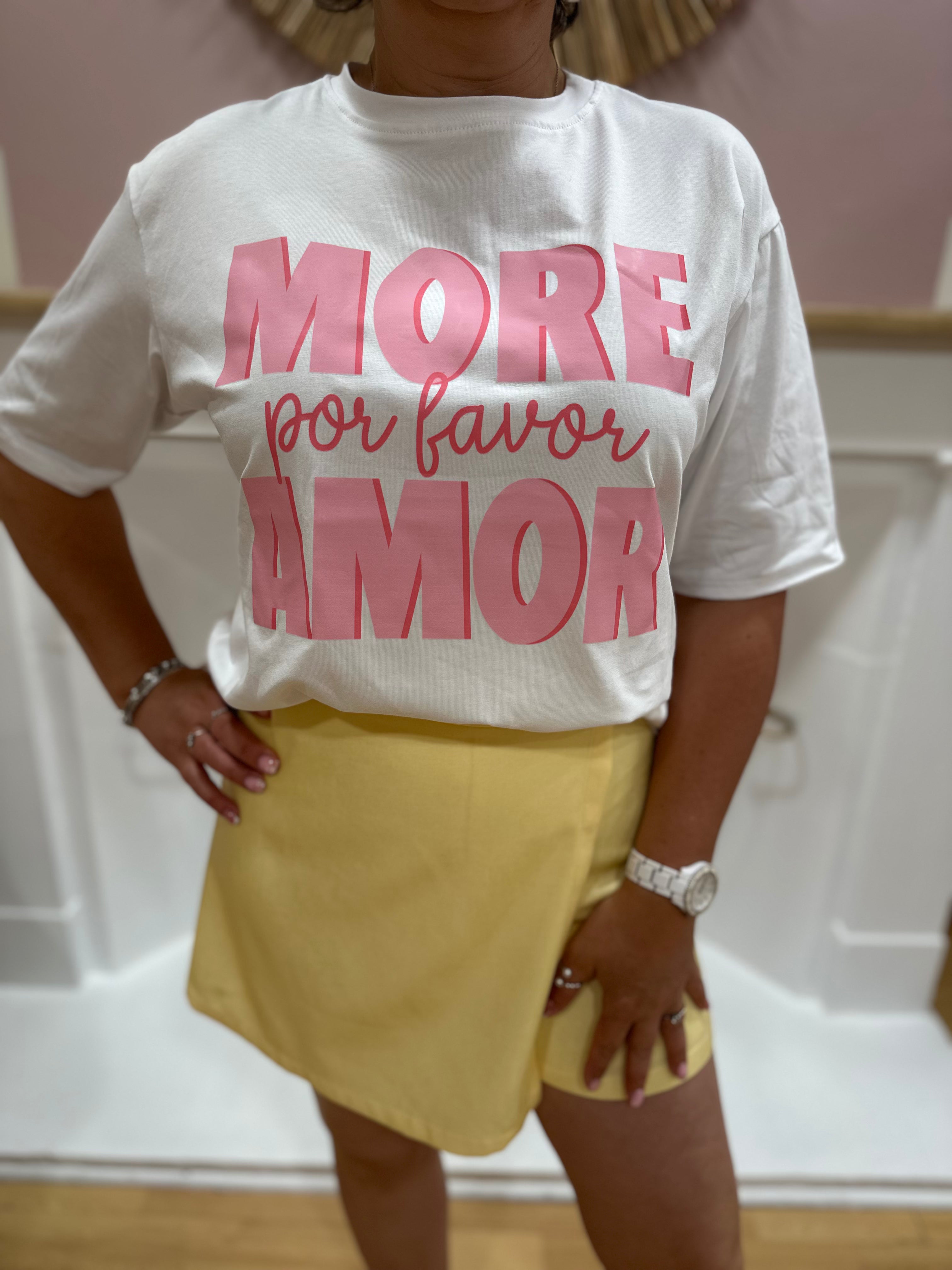 Tee-shirt blanc femme – Inscription More Amore Por Favor rose – Coupe droite – Enoioy – Miss Caprice