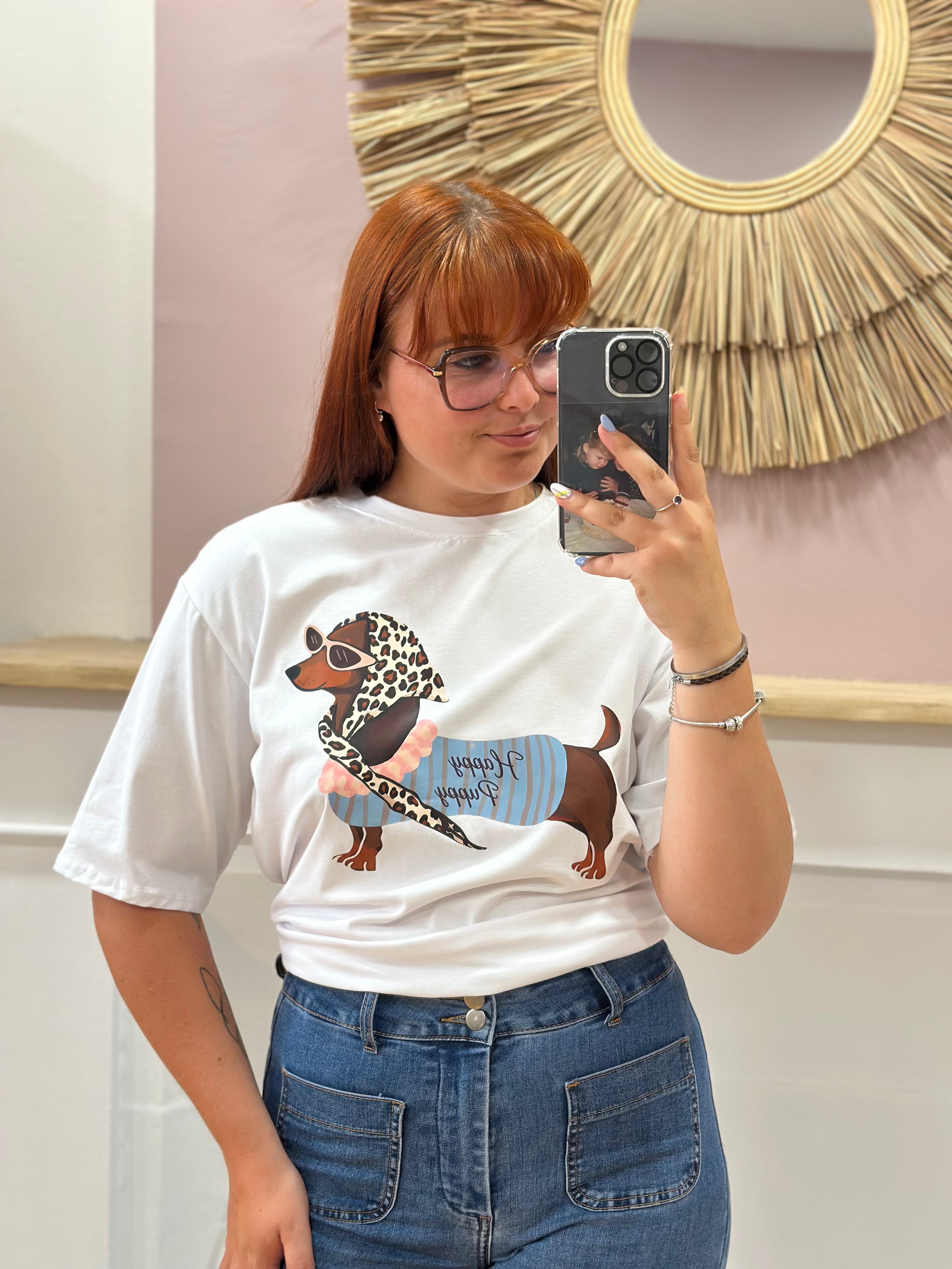 Tee-shirt blanc femme motif teckel Happy Puppy avec bandana léopard et pull rayé – Estée Made in Italy – Miss Caprice