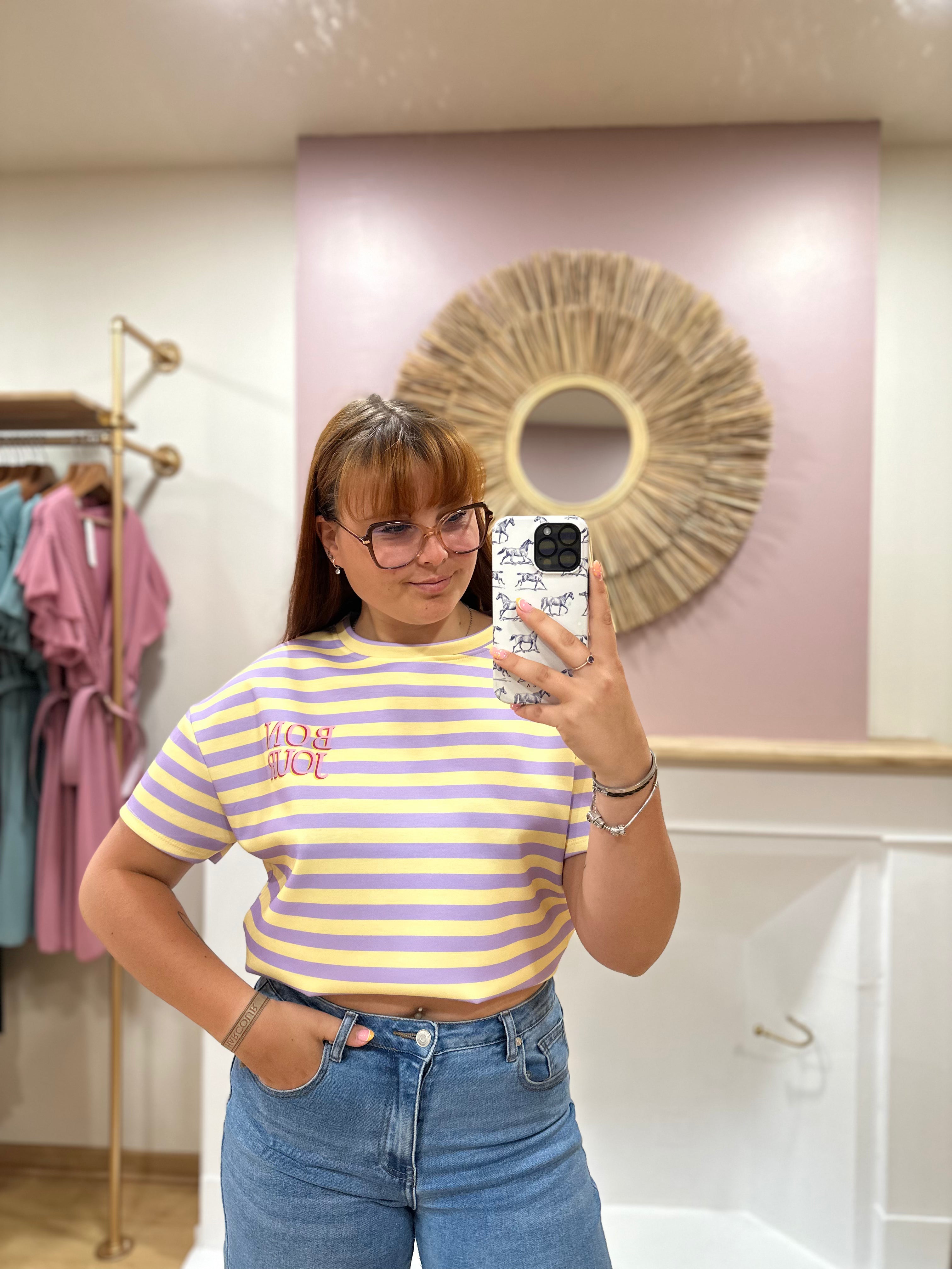 Tee-shirt marinière femme – Jaune et lilas – Inscription Bonjour – Coupe droite – Issyma – Miss Caprice