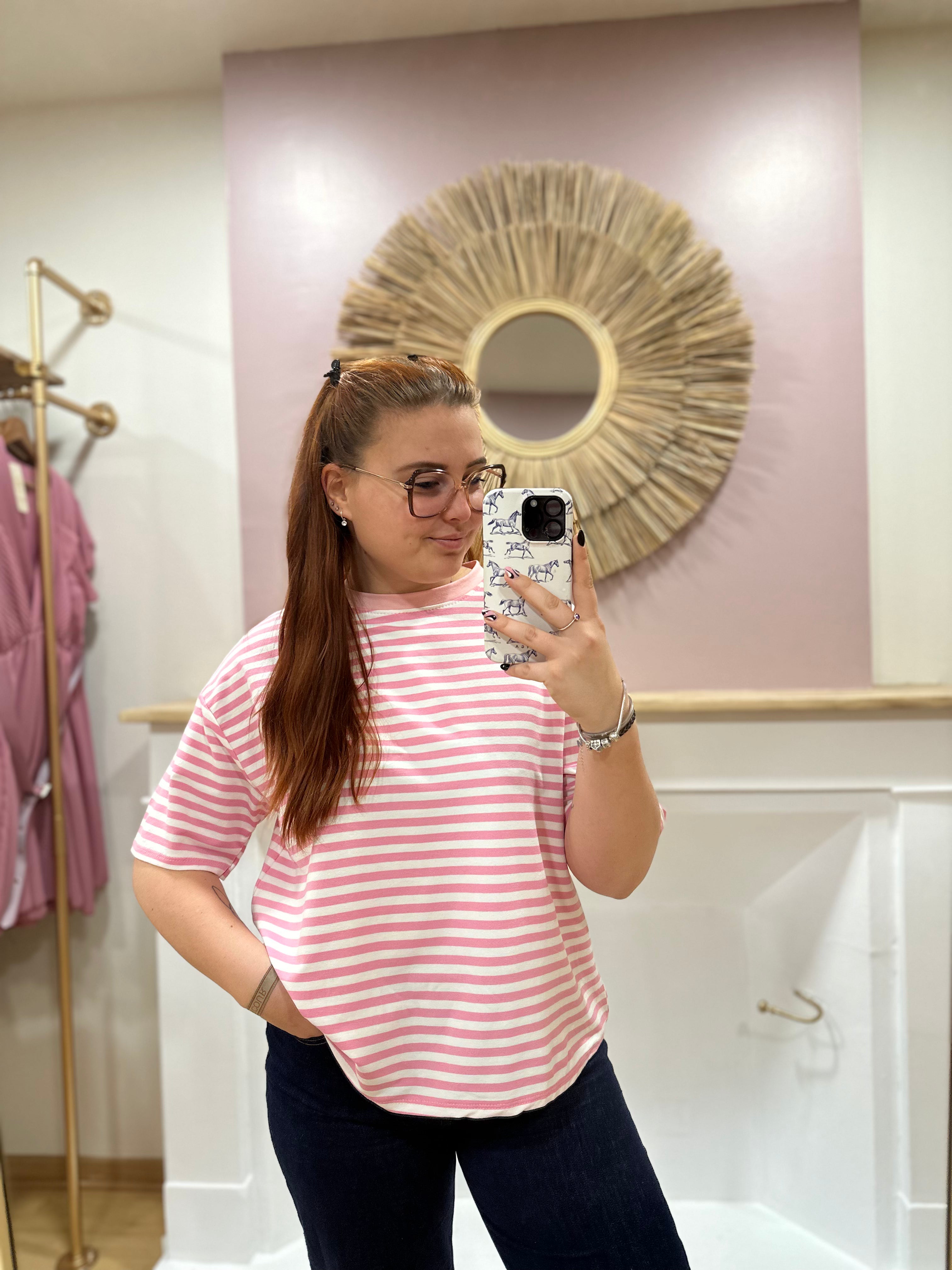 Tee-shirt marinière rose et blanc femme – Col rond rose – Rayures – Coupe classique – J&L – Miss Caprice