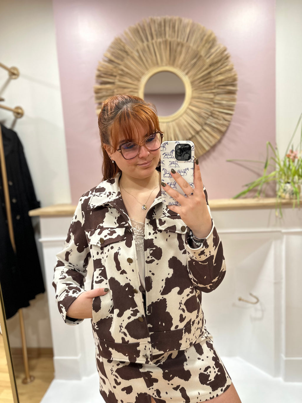 Veste courte femme motif vache marron et blanc – Doublée – Way Way – Miss Caprice